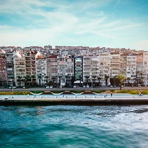 Hotel Zek, İzmir